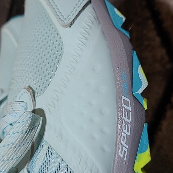 NEW BALANCE 690v2 SPEED RIDE ATHLETIC SHOES - Picture 13 of 13